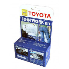 TОYOTA 679340-CCA30 Jeans Kit RS2000